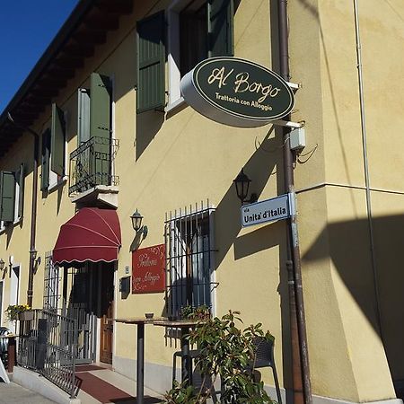 Al Borgo Alloggi Desenzano del Garda Bagian luar foto
