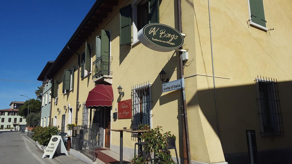 Al Borgo Alloggi Desenzano del Garda Bagian luar foto